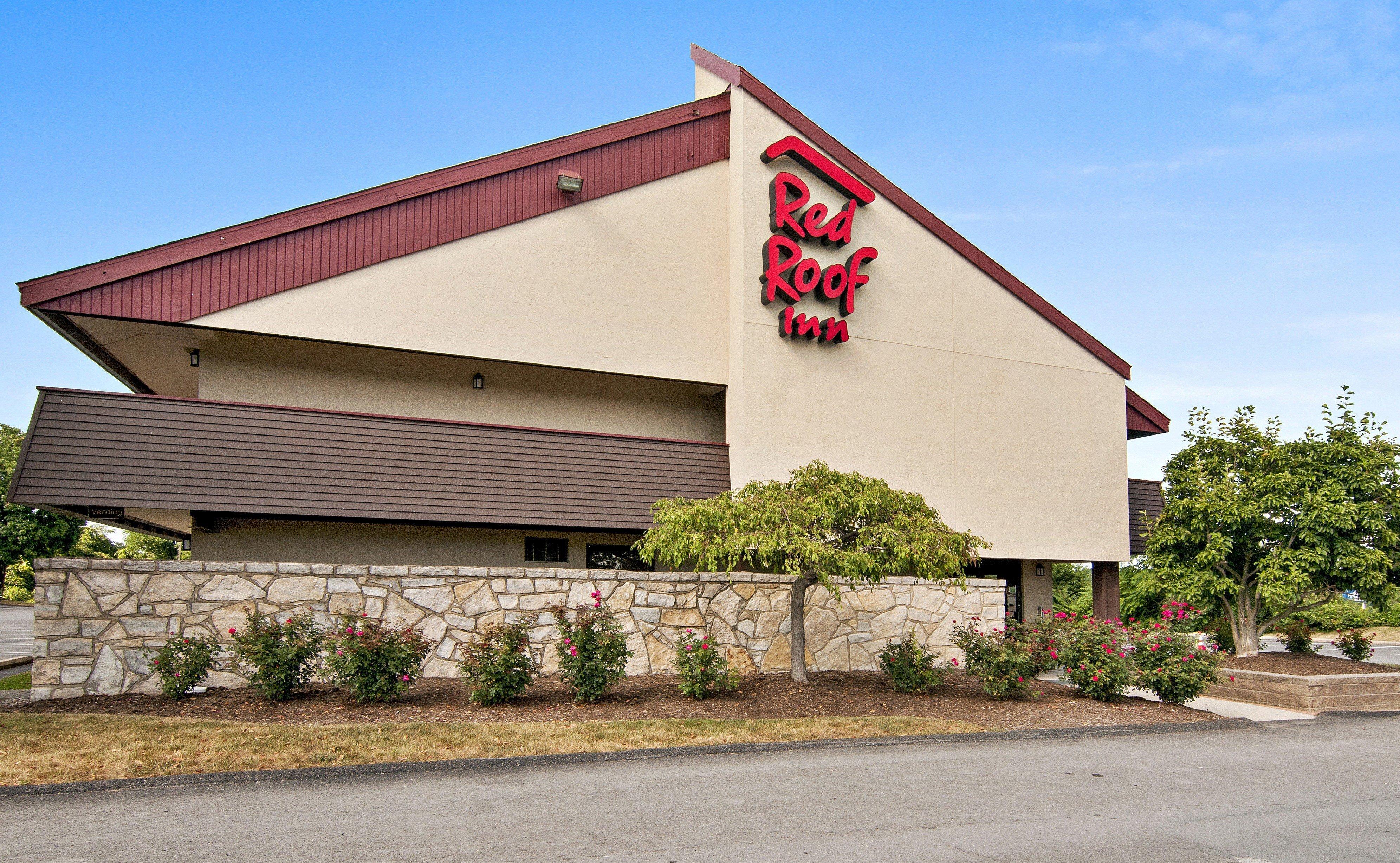 Red Roof Inn Fairmont Buitenkant foto